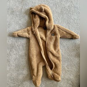 Eddie Bauer bunting 0-3 months great condition